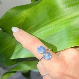 Kynite adjustable ring